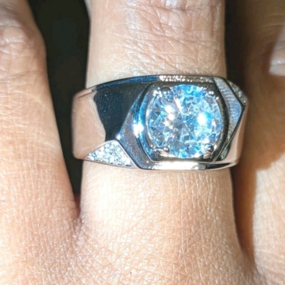 3ctw White Oval Moissanite Mens Wedding Ring In Sterling silver Sz 8
